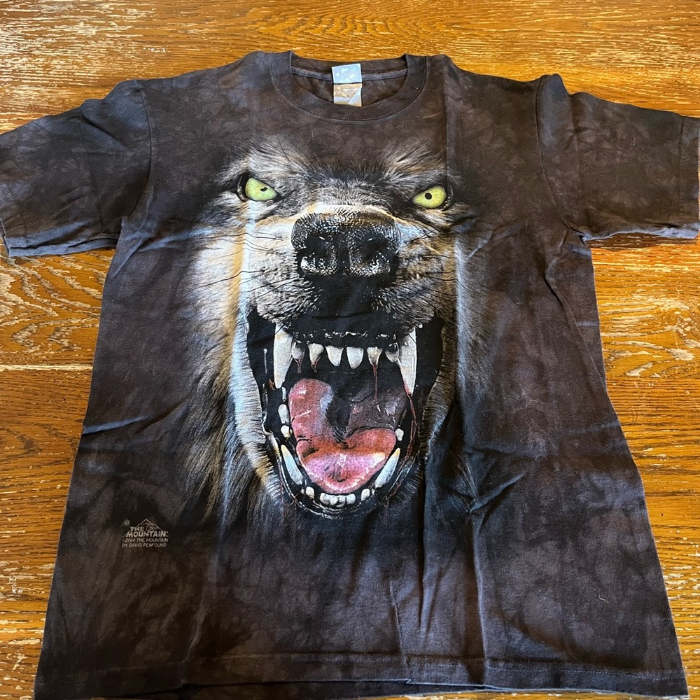 The Mountain Fierce Wolf Graphic Tee - Brown